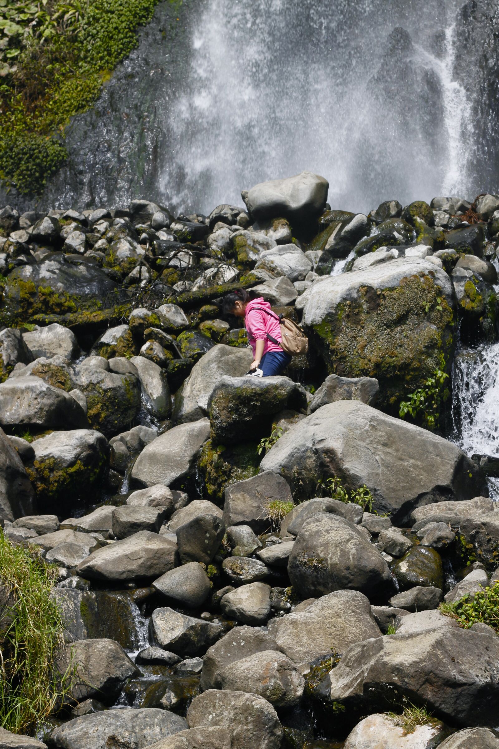Canon EOS 500D (EOS Rebel T1i / EOS Kiss X3) sample photo. Waterfall, mountain, nature photography