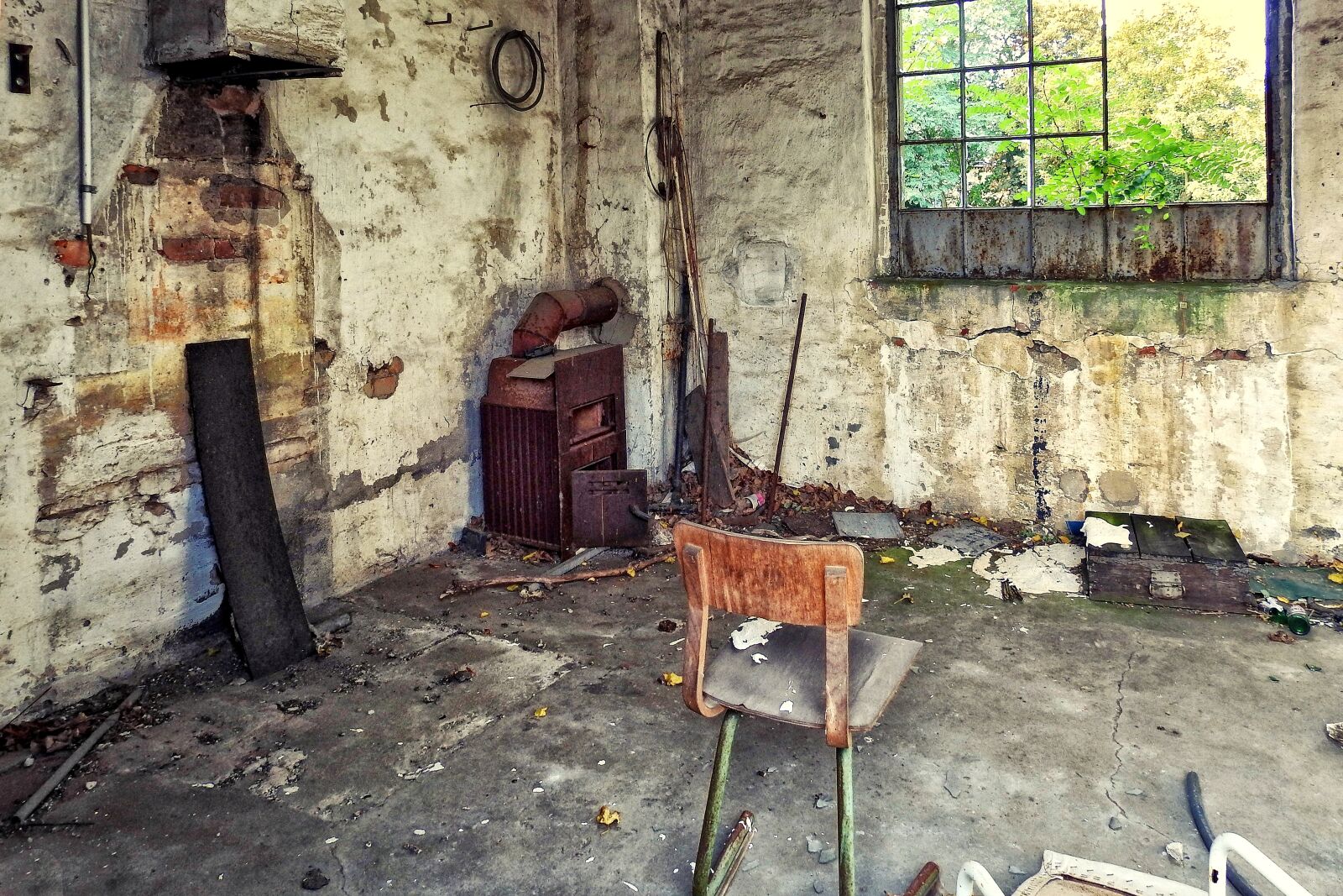 Nikon Coolpix P900 sample photo. Ruin, old building, abandoned photography