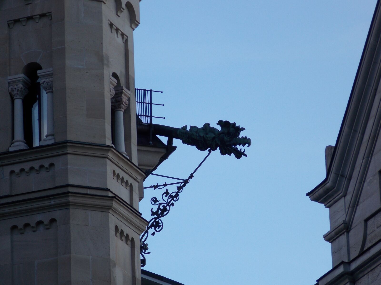 Nikon Coolpix L810 sample photo. Neuschwanstein castle, castle, fairy photography