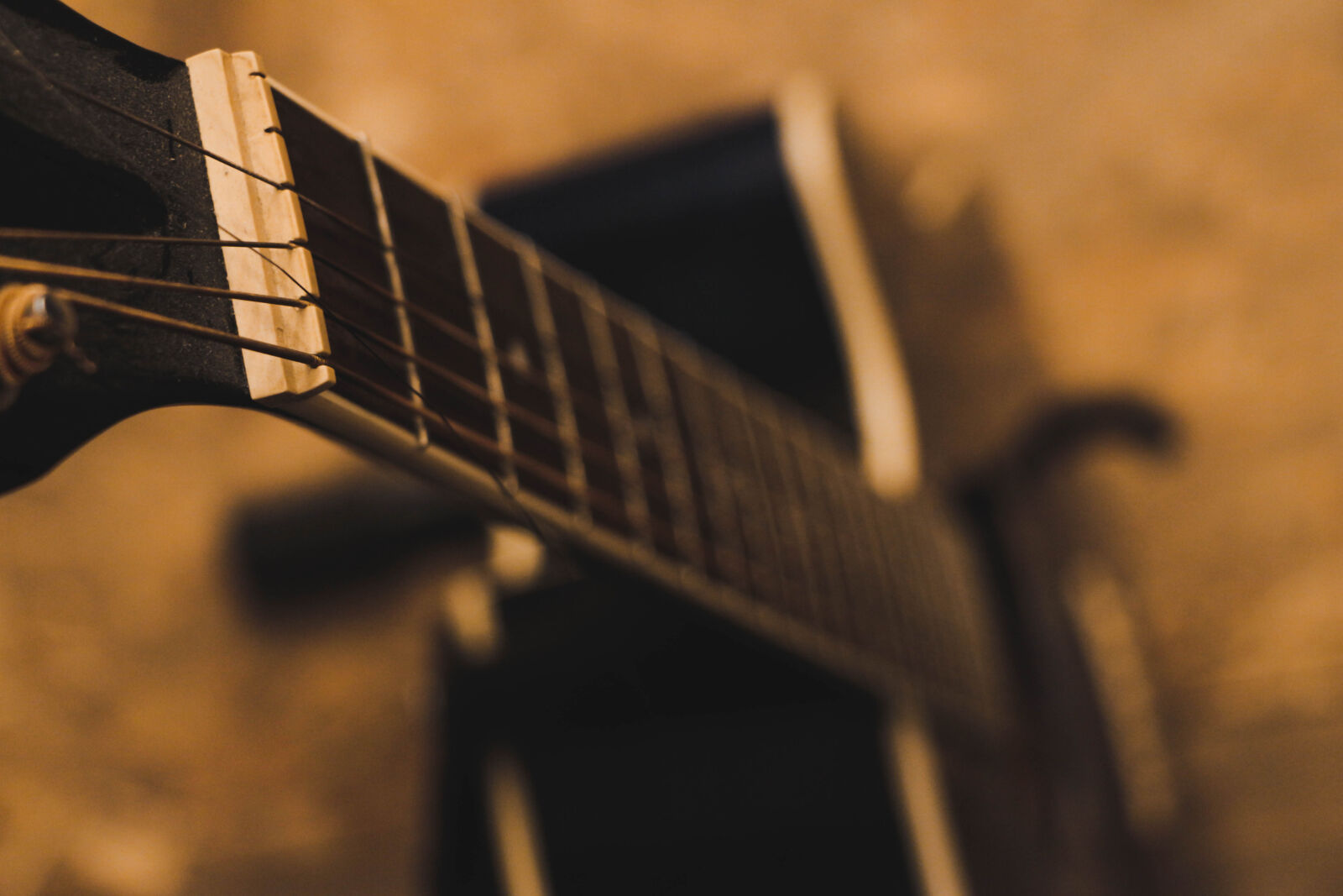 Canon EOS 700D (EOS Rebel T5i / EOS Kiss X7i) sample photo. Acoustic, acoustic, guitar, atmospheric photography