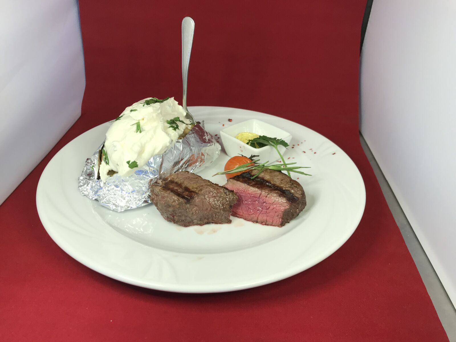 iPhone 7 back camera 3.99mm f/1.8 sample photo. Baked potato, steak, beef photography