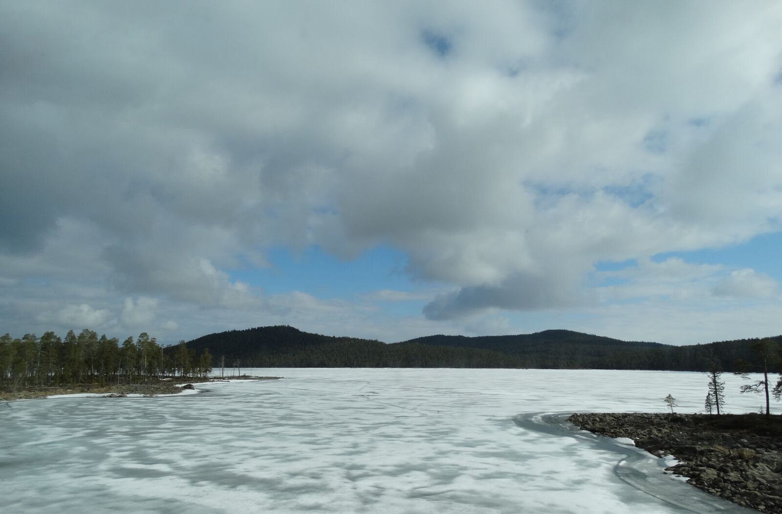 Sony Cyber-shot DSC-HX300 sample photo. Lake, frozen, finland photography