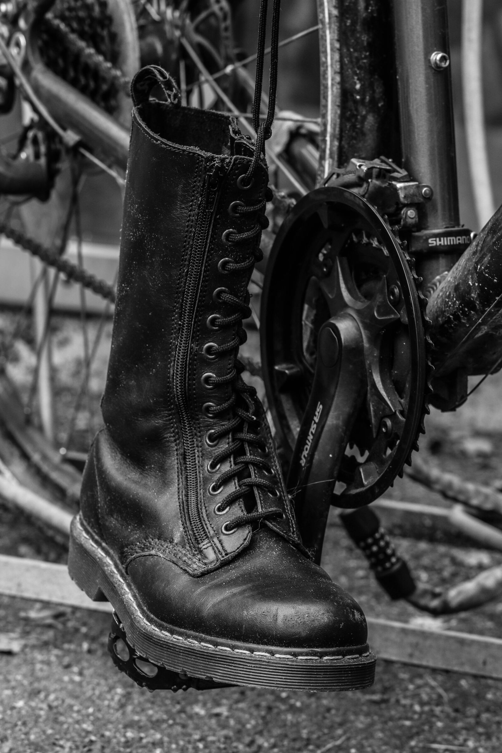 Canon EOS 7D Mark II sample photo. Boot, bicycle, cycle photography