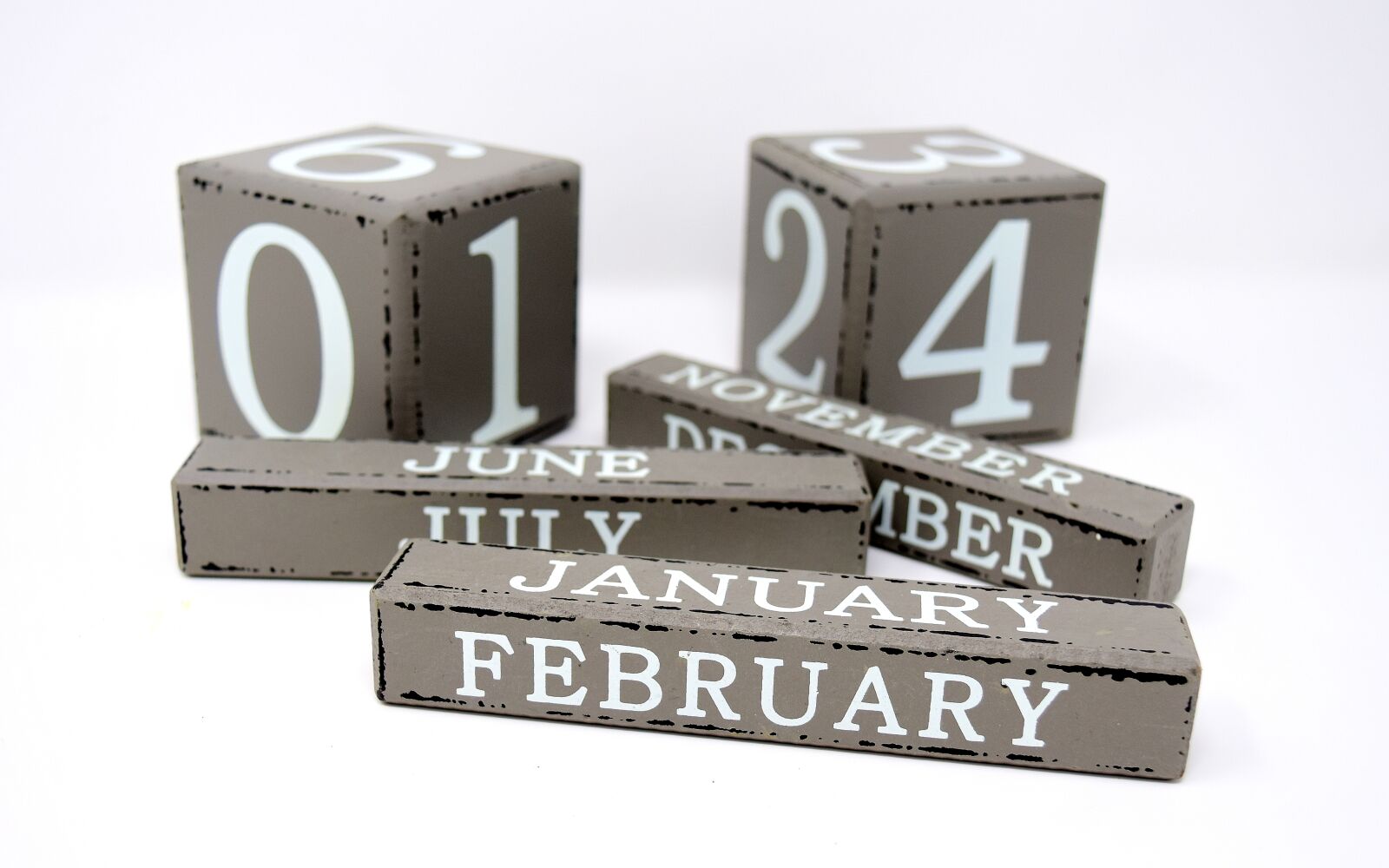 Nikon D7200 sample photo. Calendar, months, wood photography