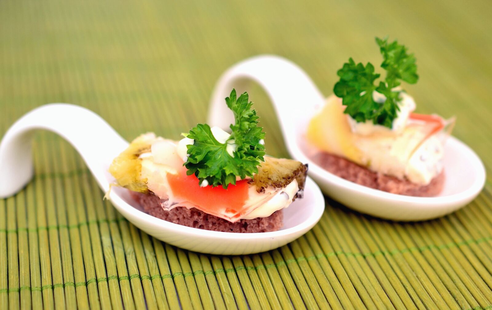 Nikon D5100 sample photo. Food, salad, decoration, sandwich photography