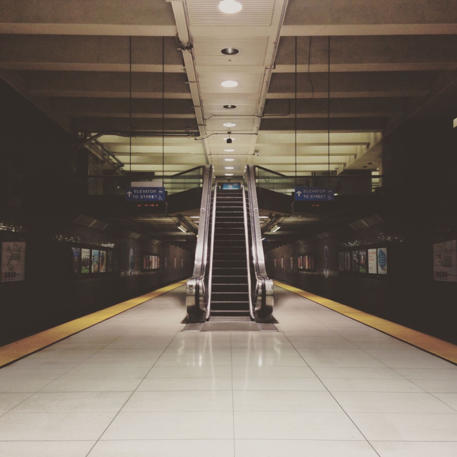 iPhone 5c back camera 4.12mm f/2.4 sample photo. Subway, escalator, station photography
