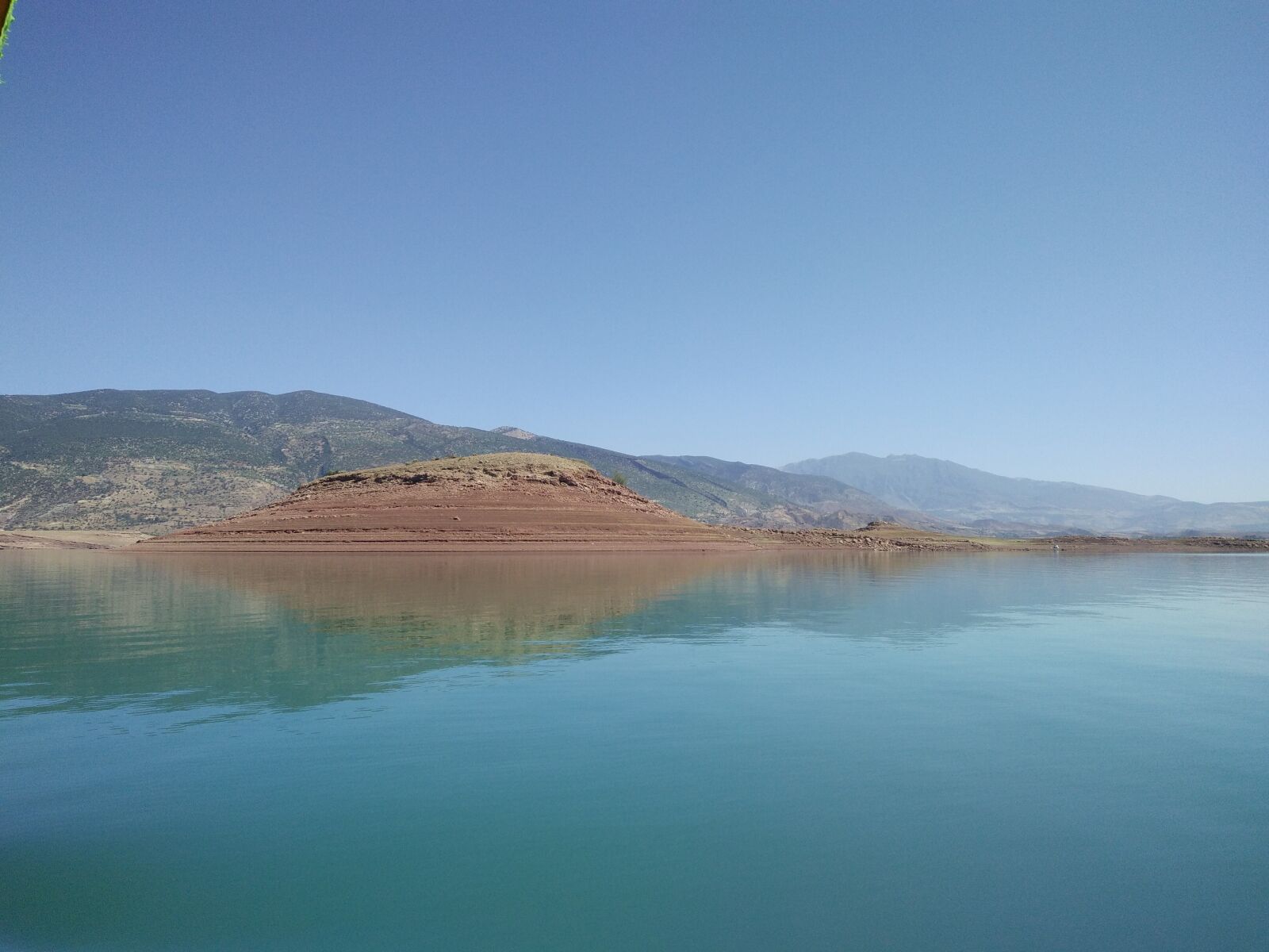 OPPO F1f sample photo. Lake, reflection, mountain photography