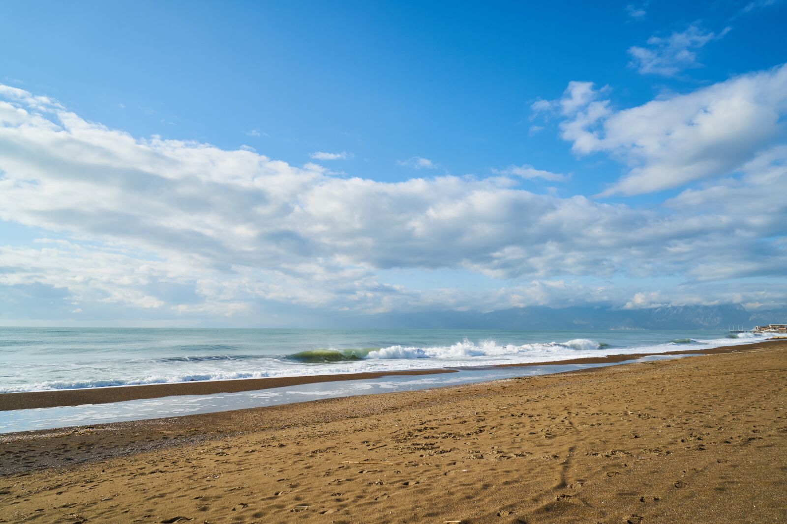 Sony a7R II sample photo. Wave, waves, marine photography