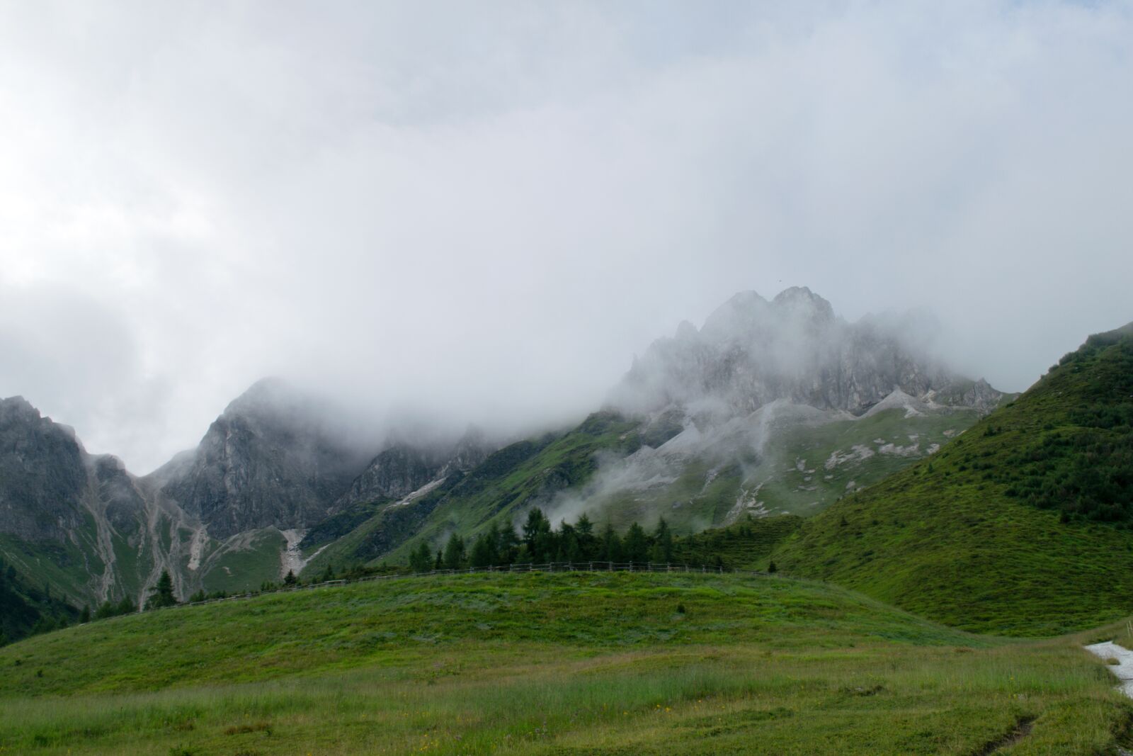 Nikon D5300 sample photo. Mood, fog, clouds photography