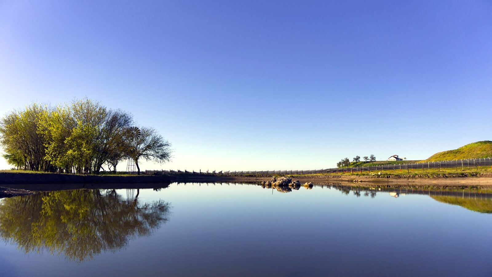Sony a6300 sample photo. Sky, travel, trees, lake photography