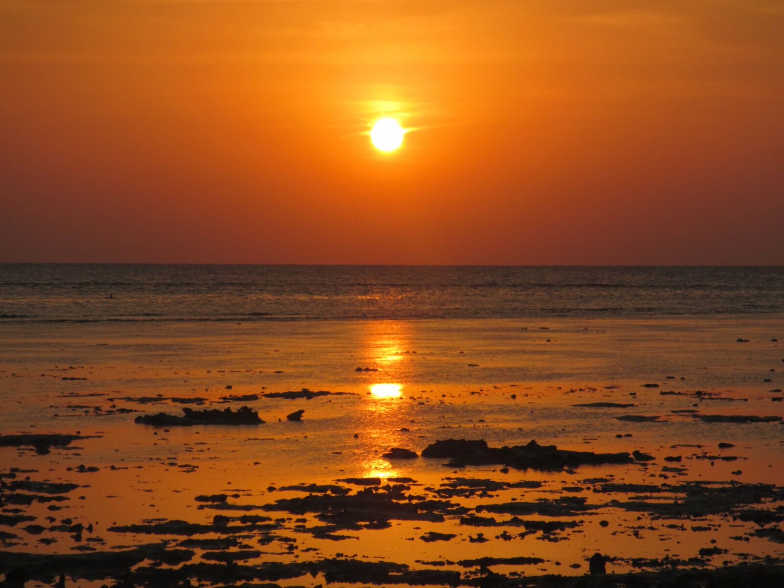 Canon PowerShot D30 sample photo. Sunrise, sea, rock photography