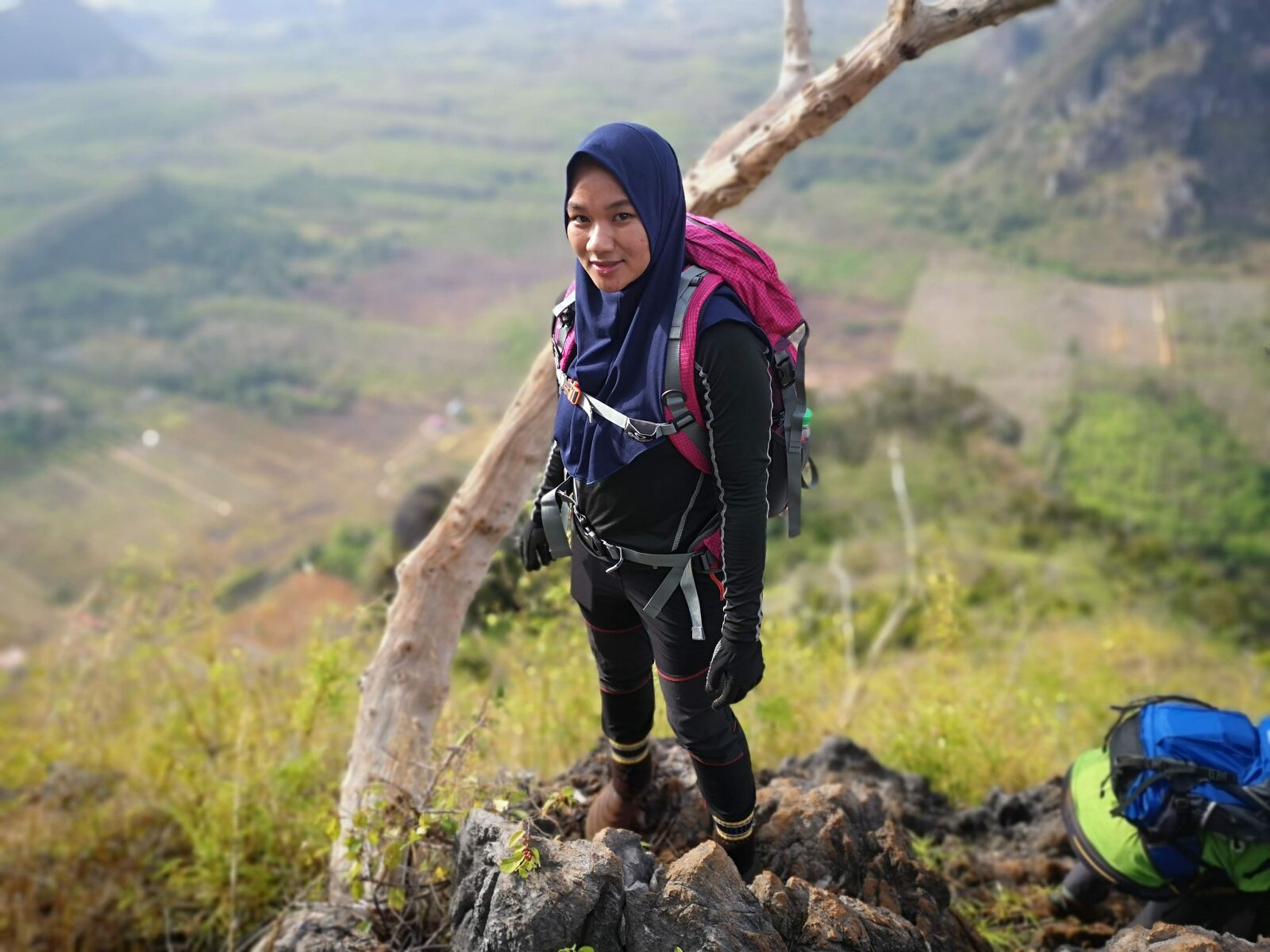HUAWEI CLT-L29 sample photo. Bukit chabang, perlis, hiking photography