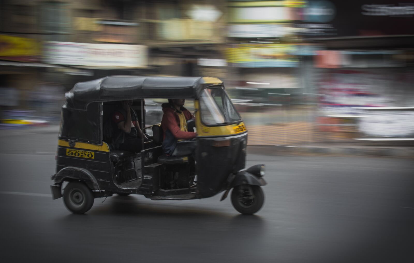 Nikon D5200 sample photo. Car, transportation system, traffic photography
