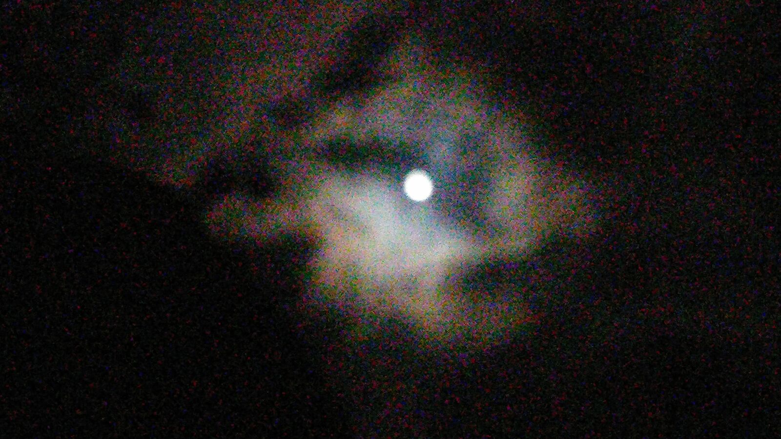 LG G3 sample photo. Moon, night sky, clouds photography