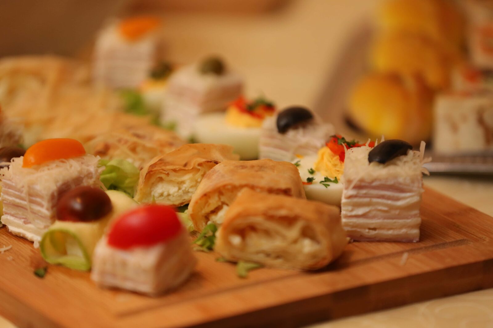 Canon EOS 5D Mark III sample photo. Cheese, snack, baked goods photography