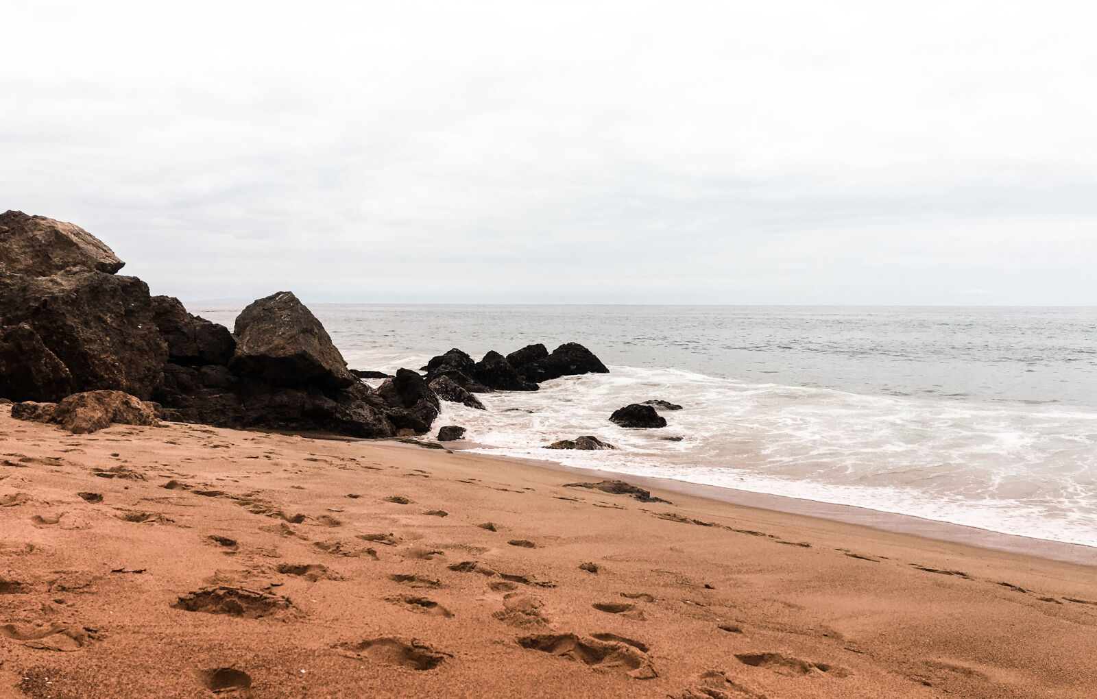 Apple iPhone 6s sample photo. Beach, clouds, minimal, ocean photography