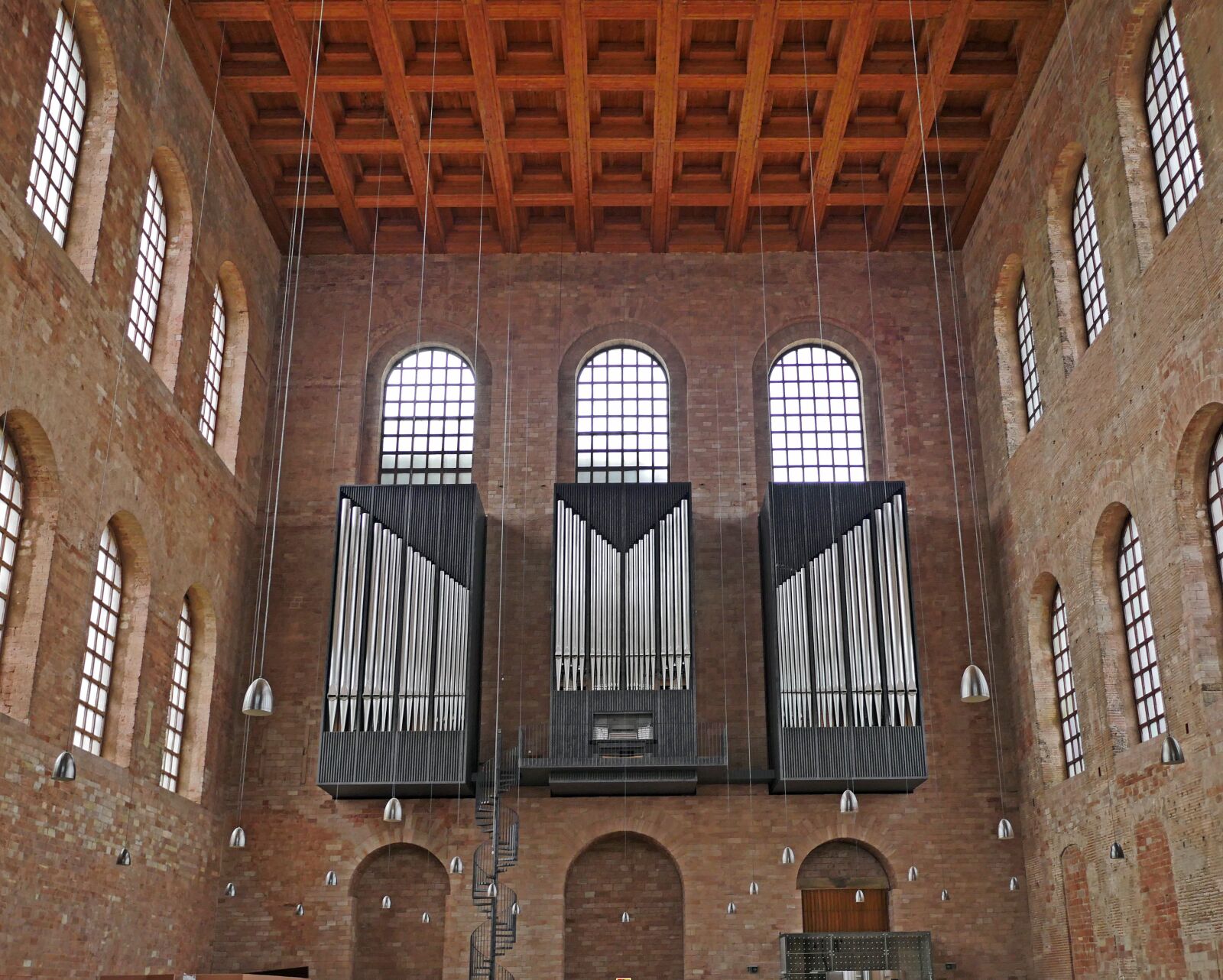 Panasonic Lumix DMC-GX8 sample photo. Basilica, trier, roman photography
