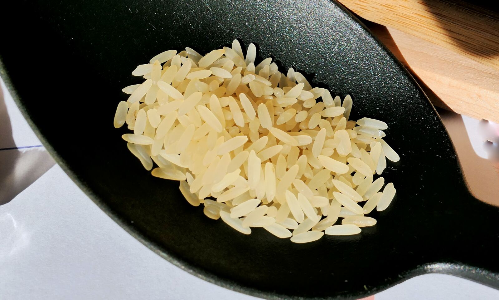 Panasonic Lumix DMC-LX10 (Lumix DMC-LX15) sample photo. Rice, spoon, spoon rice photography