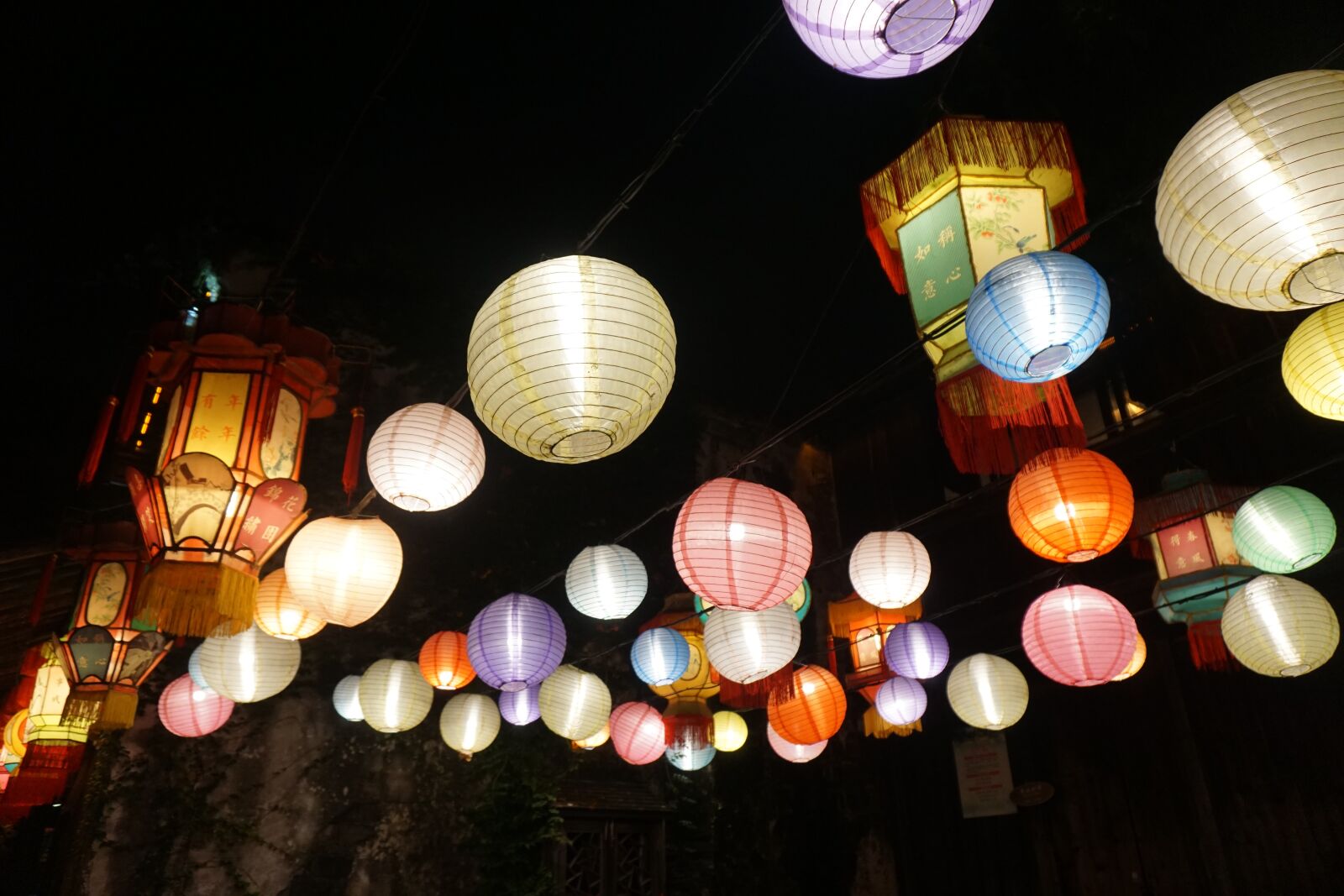 Sony a6000 sample photo. China, wuzhen, lanterns photography