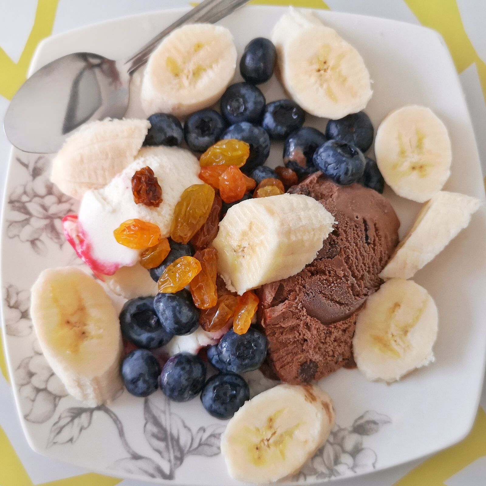HUAWEI CLT-L29 sample photo. Icecream, dessert, fruit photography