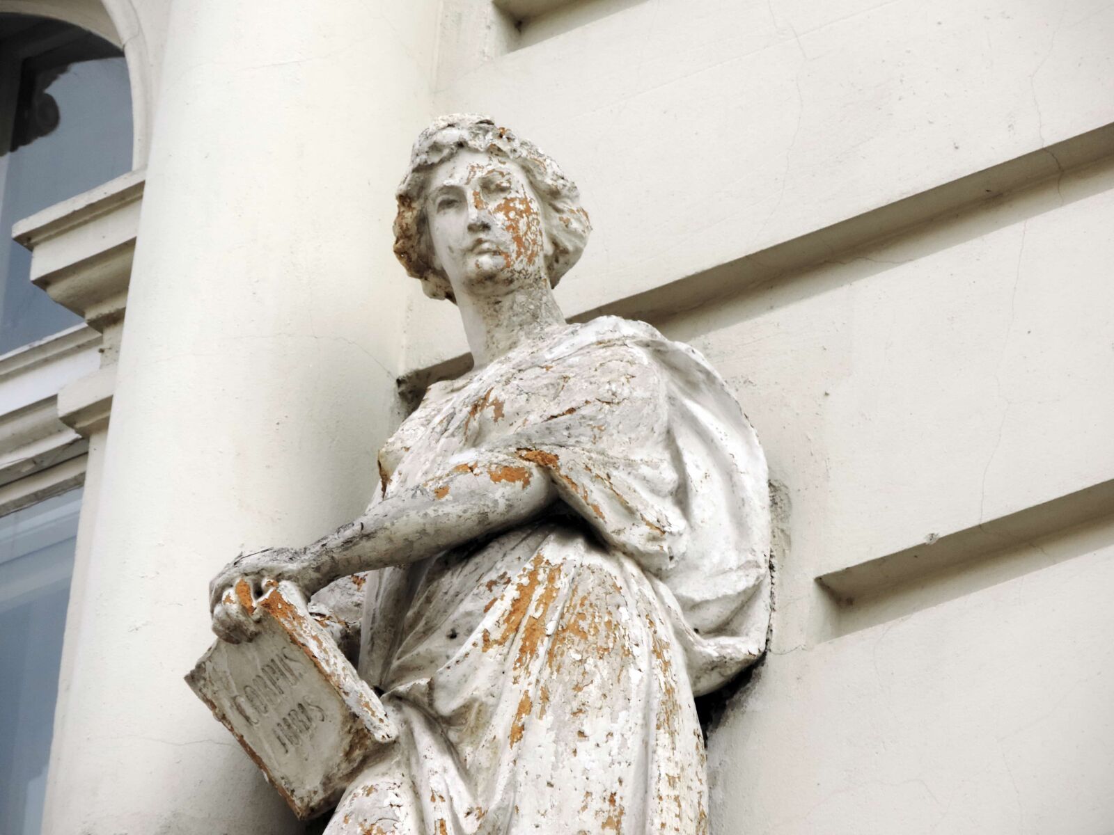 Nikon Coolpix P520 sample photo. Marble, statue, sculpture, religion photography
