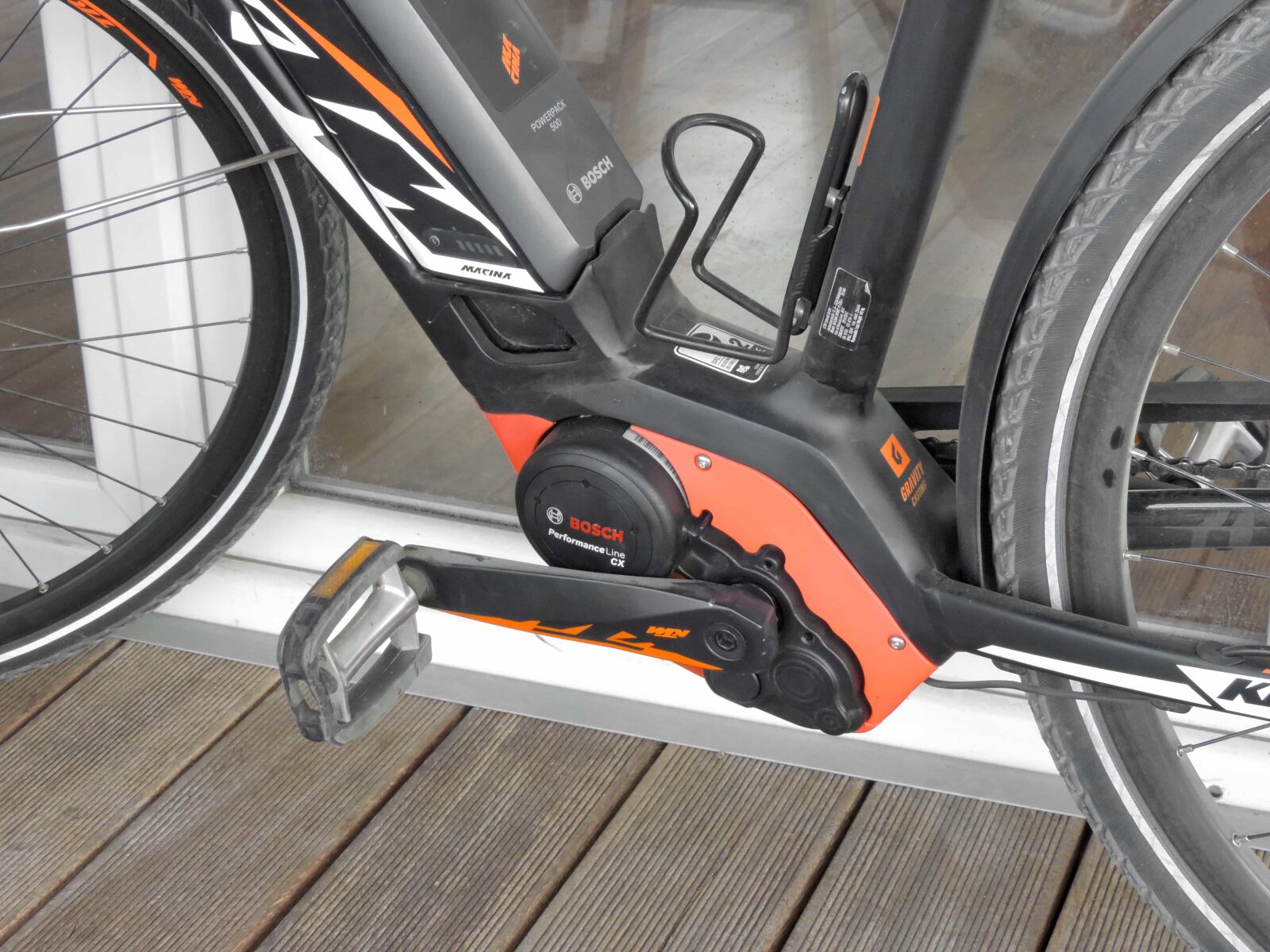 Nikon Coolpix P520 sample photo. Bicycle, futuristic, modern, sport photography