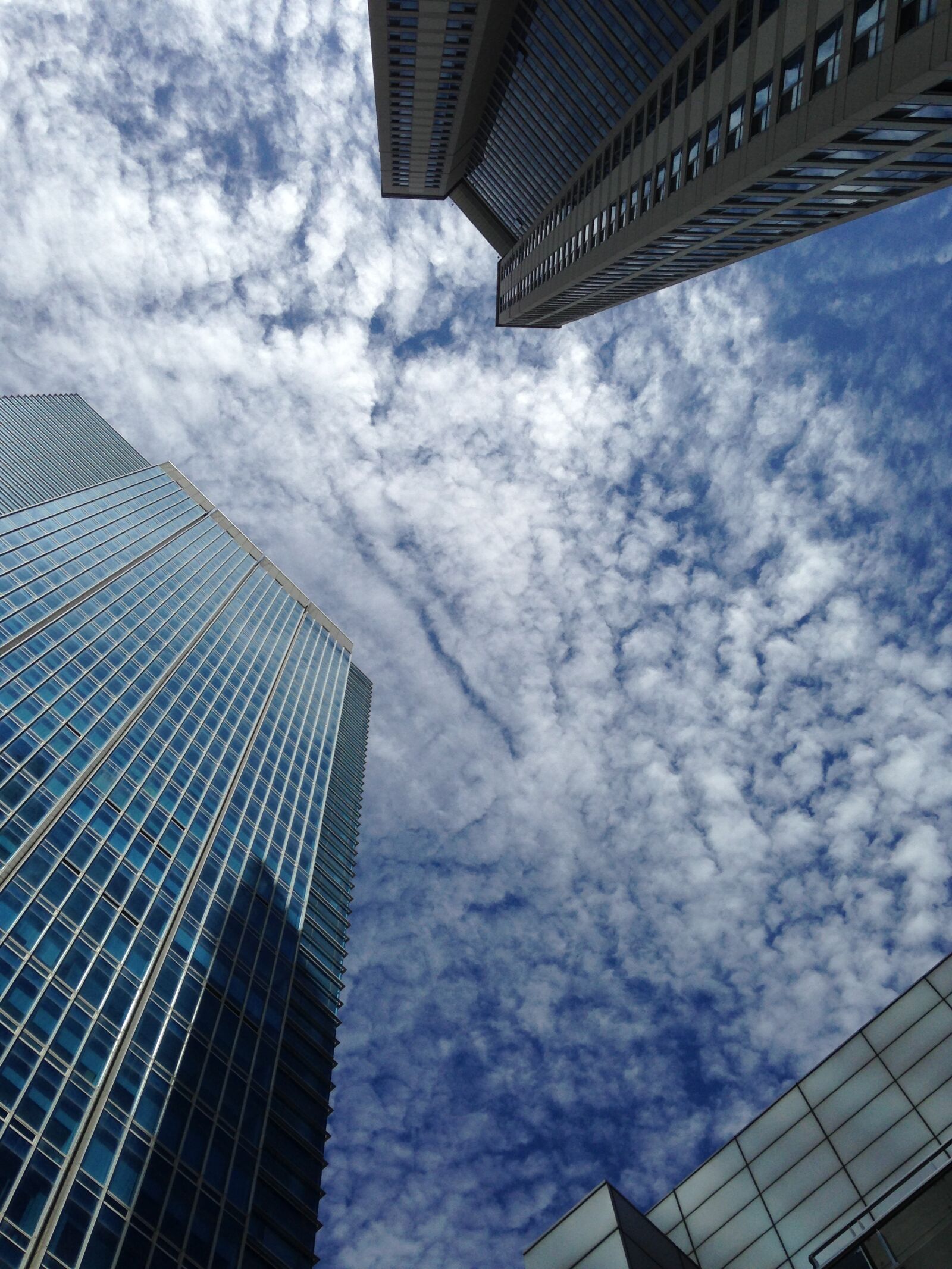 iPhone 5 back camera 4.12mm f/2.4 sample photo. Songdo, cents loaded, cloud photography