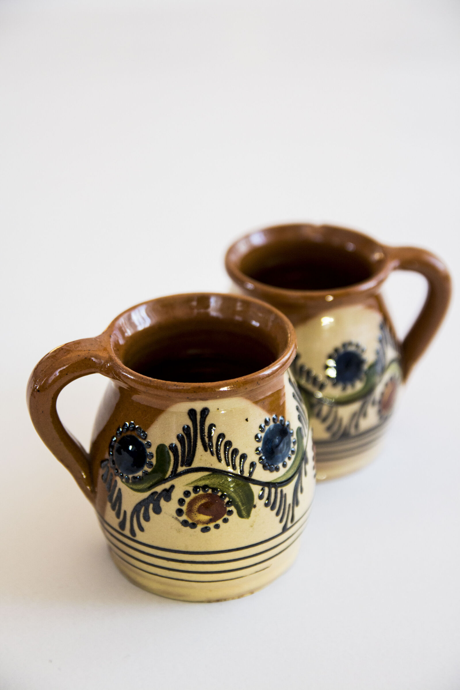 Canon EF-S 17-55mm F2.8 IS USM sample photo. Clay, peasant, pottery, traditional photography