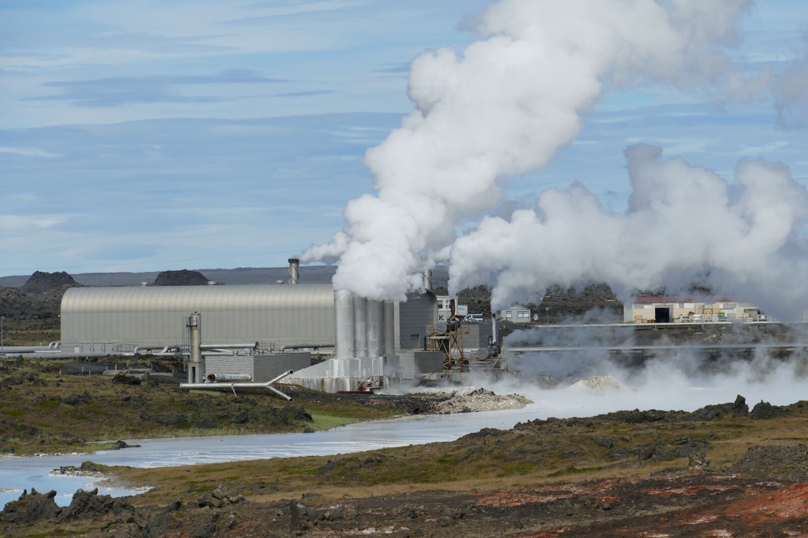 Panasonic Lumix DMC-FZ1000 sample photo. Iceland, power plant, geothermal photography