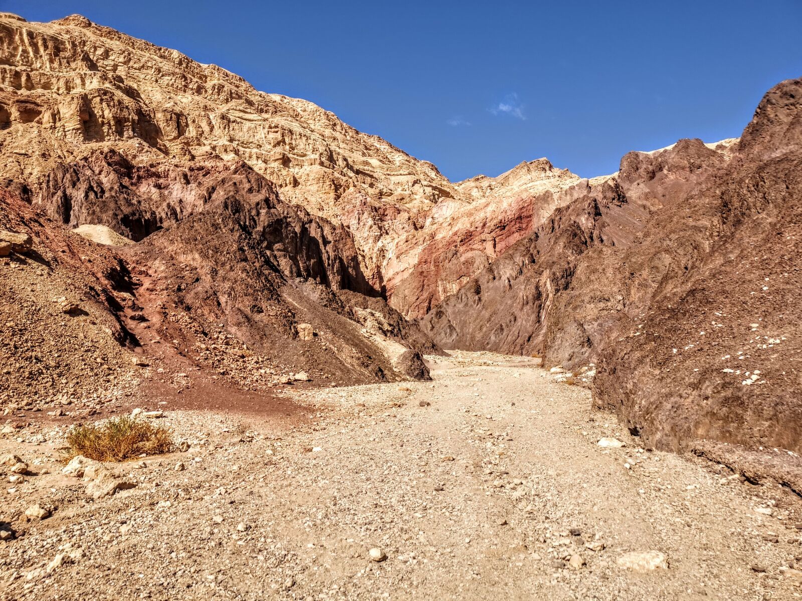 HUAWEI CLT-L29 sample photo. Mountains, desert, sand photography