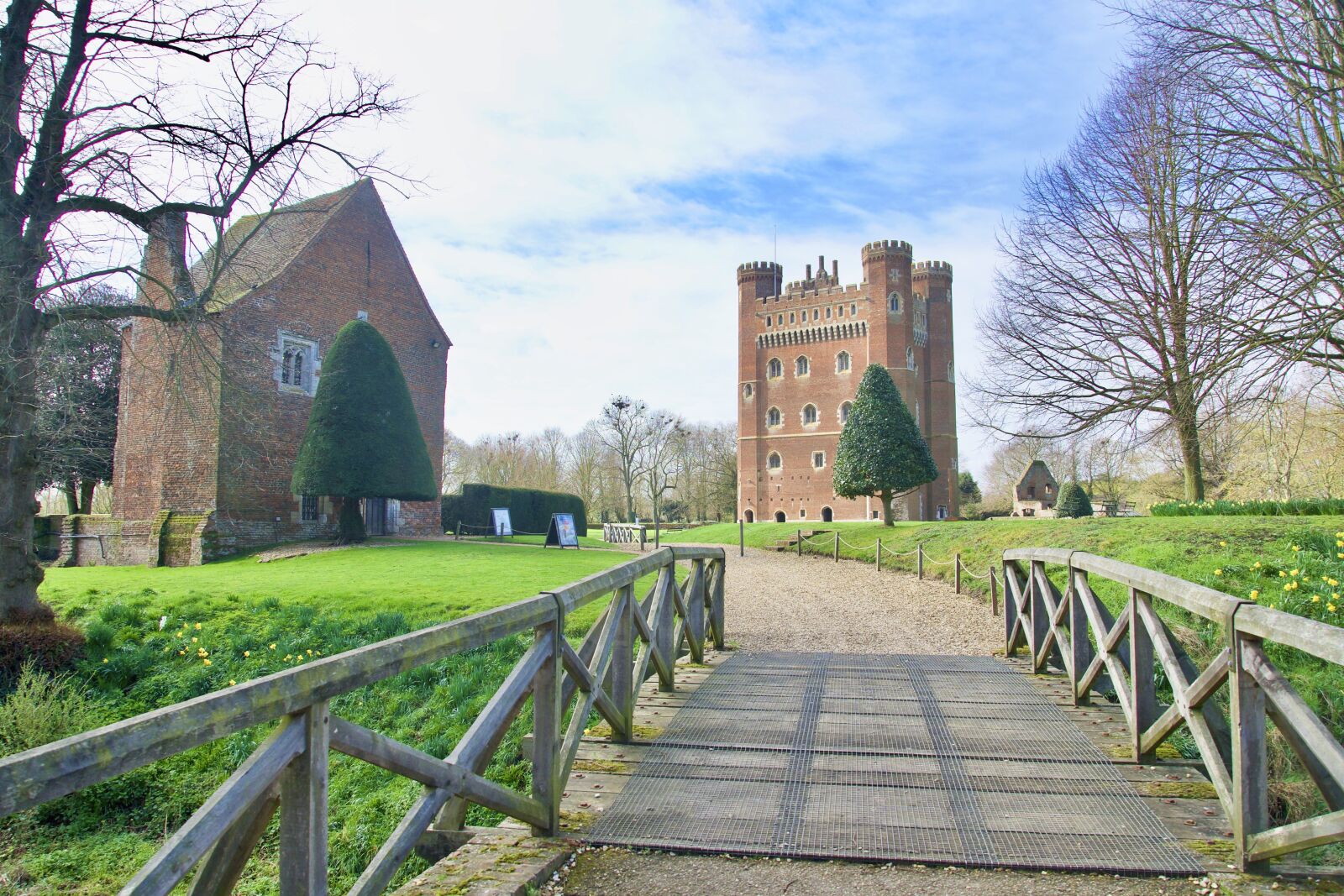Sony a6500 sample photo. Tattershall, castle, keep photography