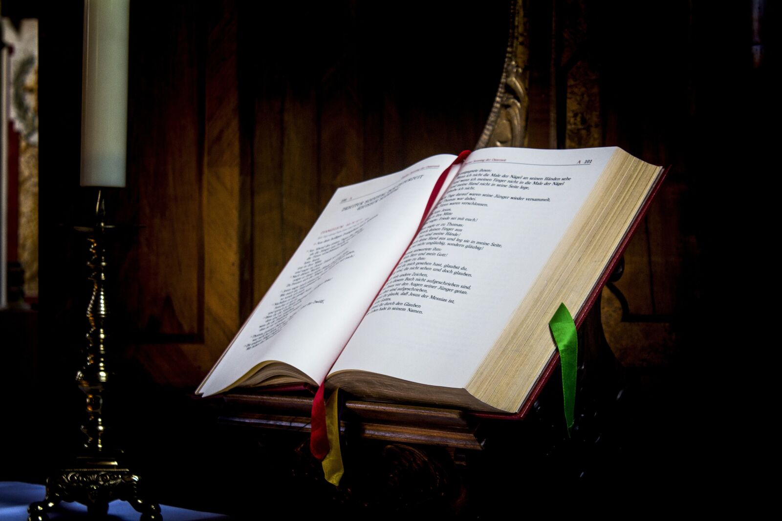 Canon EOS 700D (EOS Rebel T5i / EOS Kiss X7i) sample photo. Book, education, literature photography