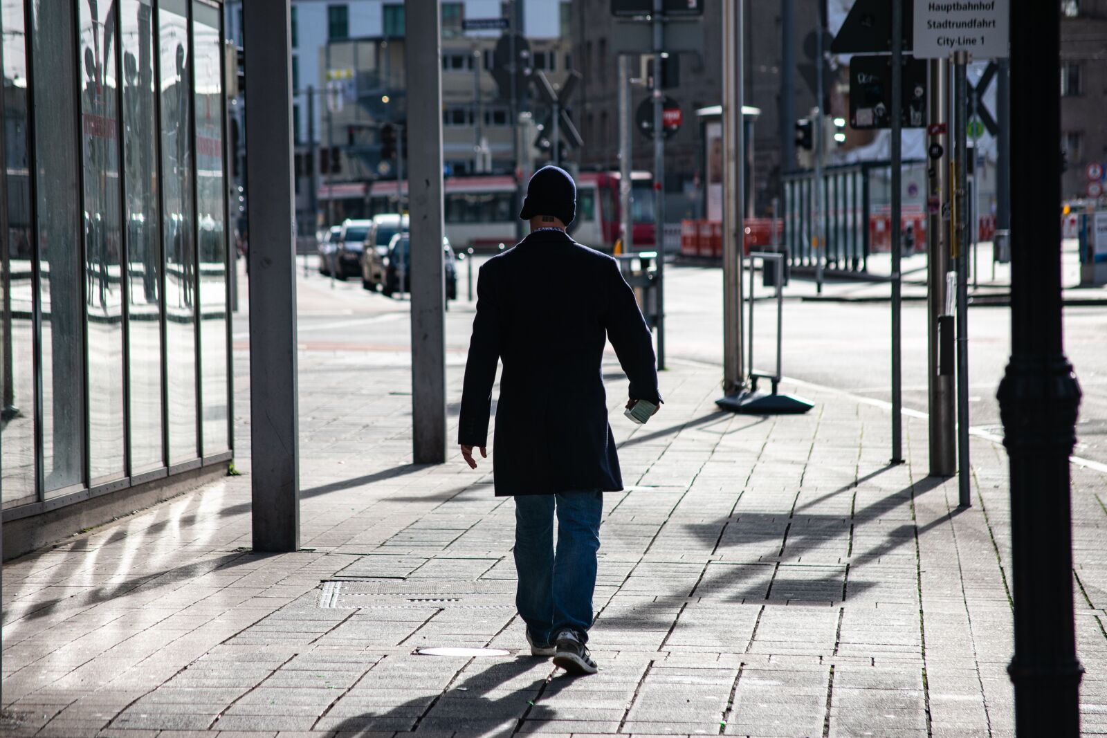 Nikon D3400 sample photo. Man, walking, walk photography