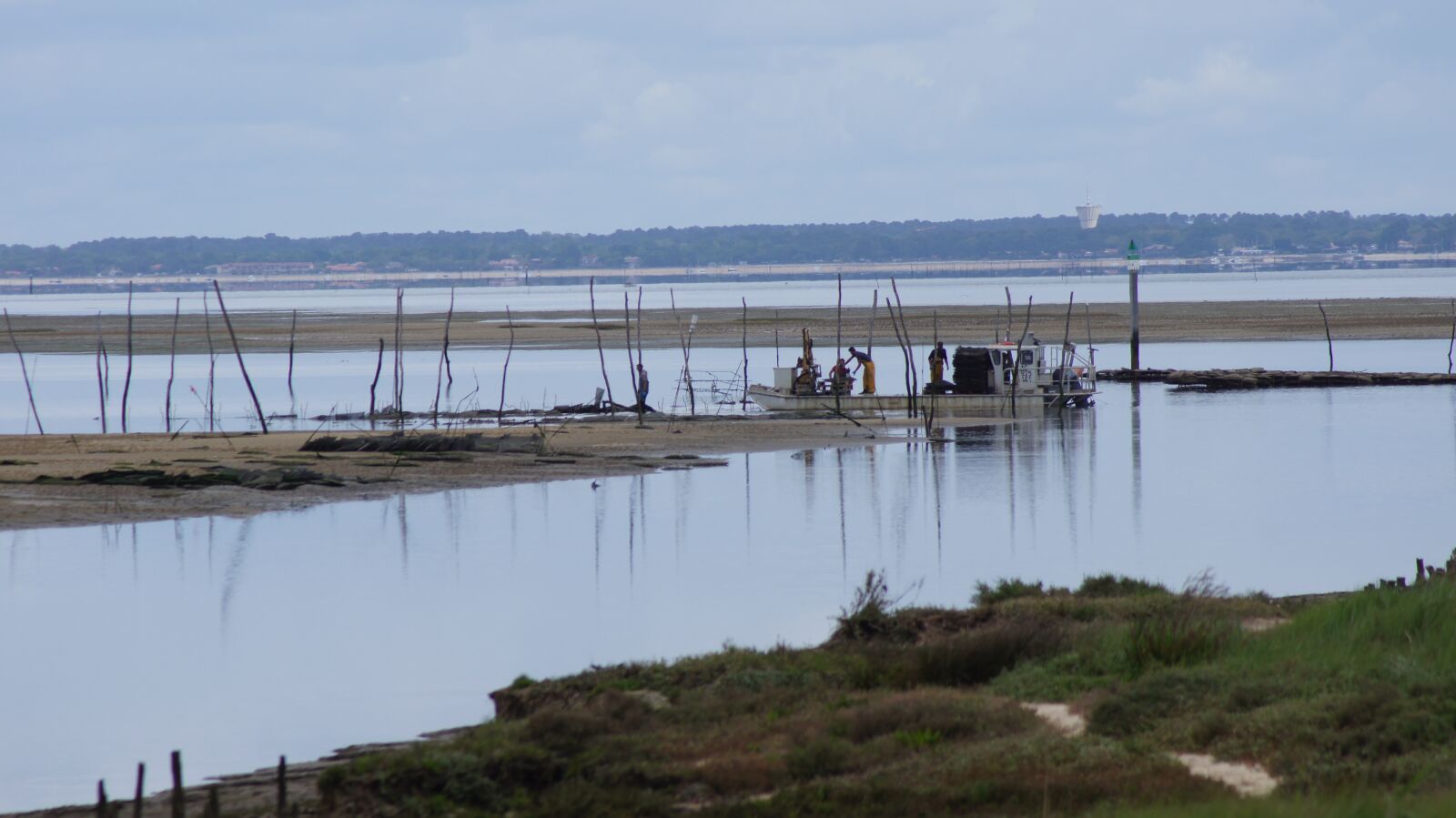 Sony SLT-A55 (SLT-A55V) sample photo. Aquitaine, fishermen, gujan-mestras city photography