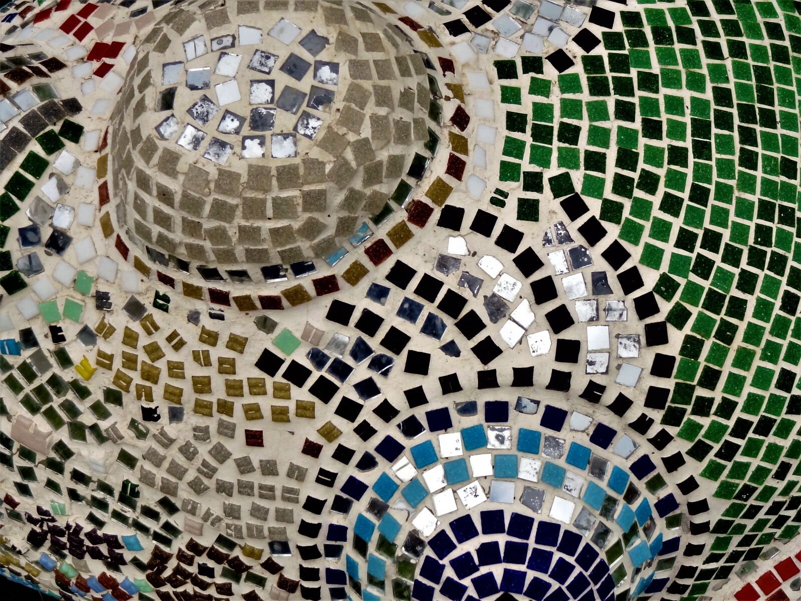 Sony Cyber-shot DSC-HX9V sample photo. Mosaic, color, steinchen photography