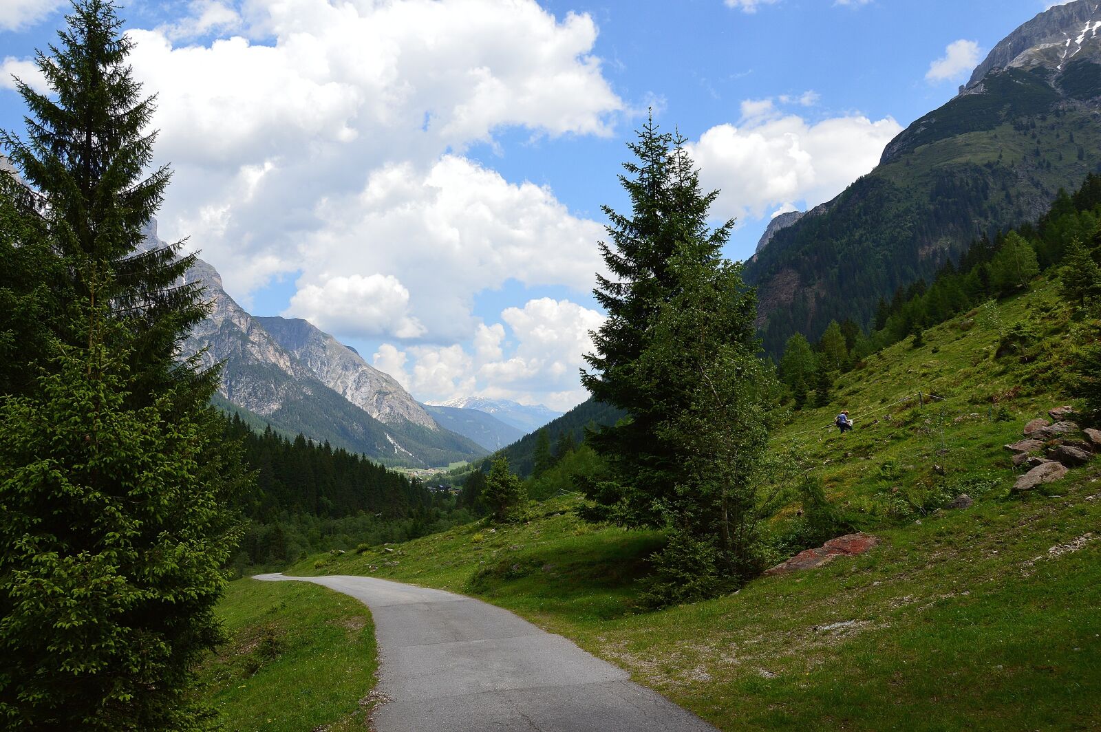 Nikon D3200 sample photo. Wipptal, steinach on burner photography