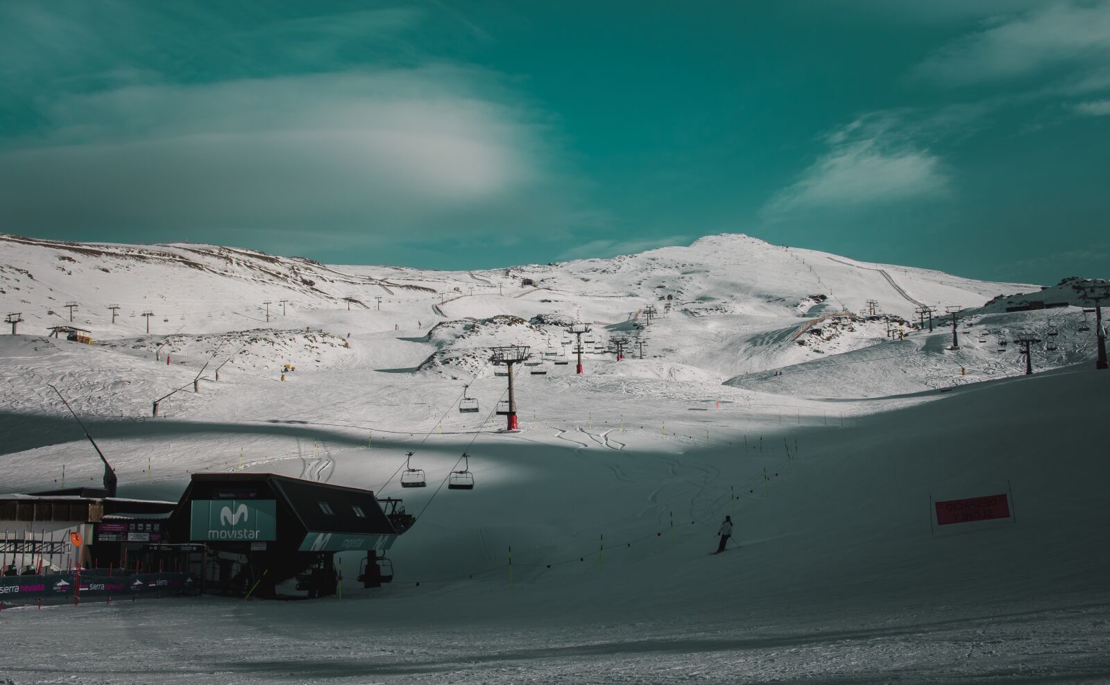 Canon EOS 700D (EOS Rebel T5i / EOS Kiss X7i) sample photo. Granada, snow, mountain photography