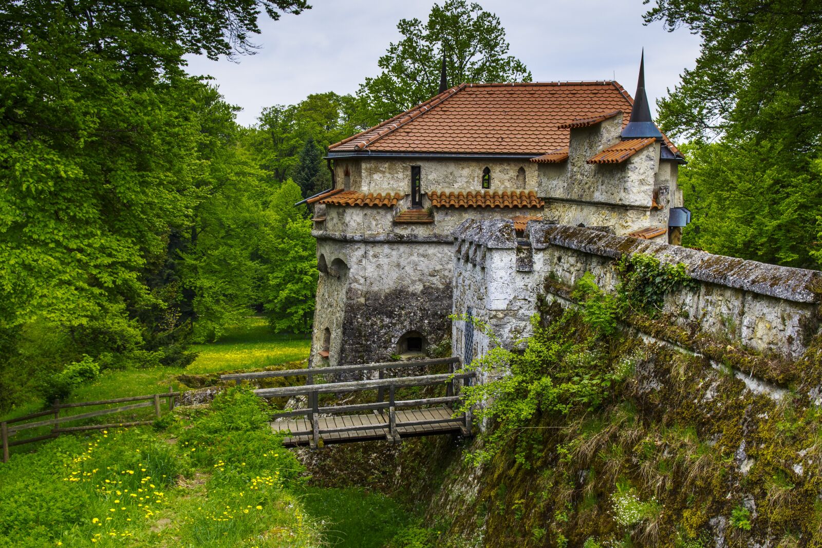 Canon EOS 650D (EOS Rebel T4i / EOS Kiss X6i) sample photo. Burg lichtenstein, castle, romantic photography