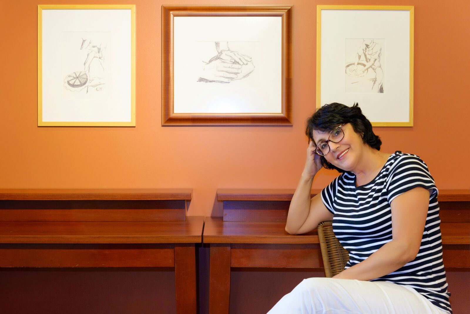 Nikon D610 sample photo. Woman sitting, girl, people photography