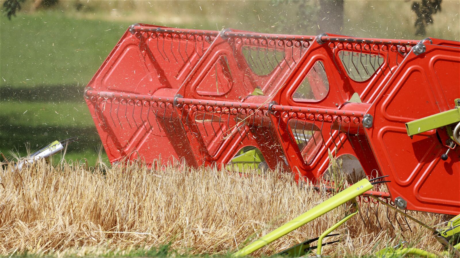 150-600mm F5-6.3 DG OS HSM | Contemporary 015 sample photo. Harvest, combine harvester, agriculture photography