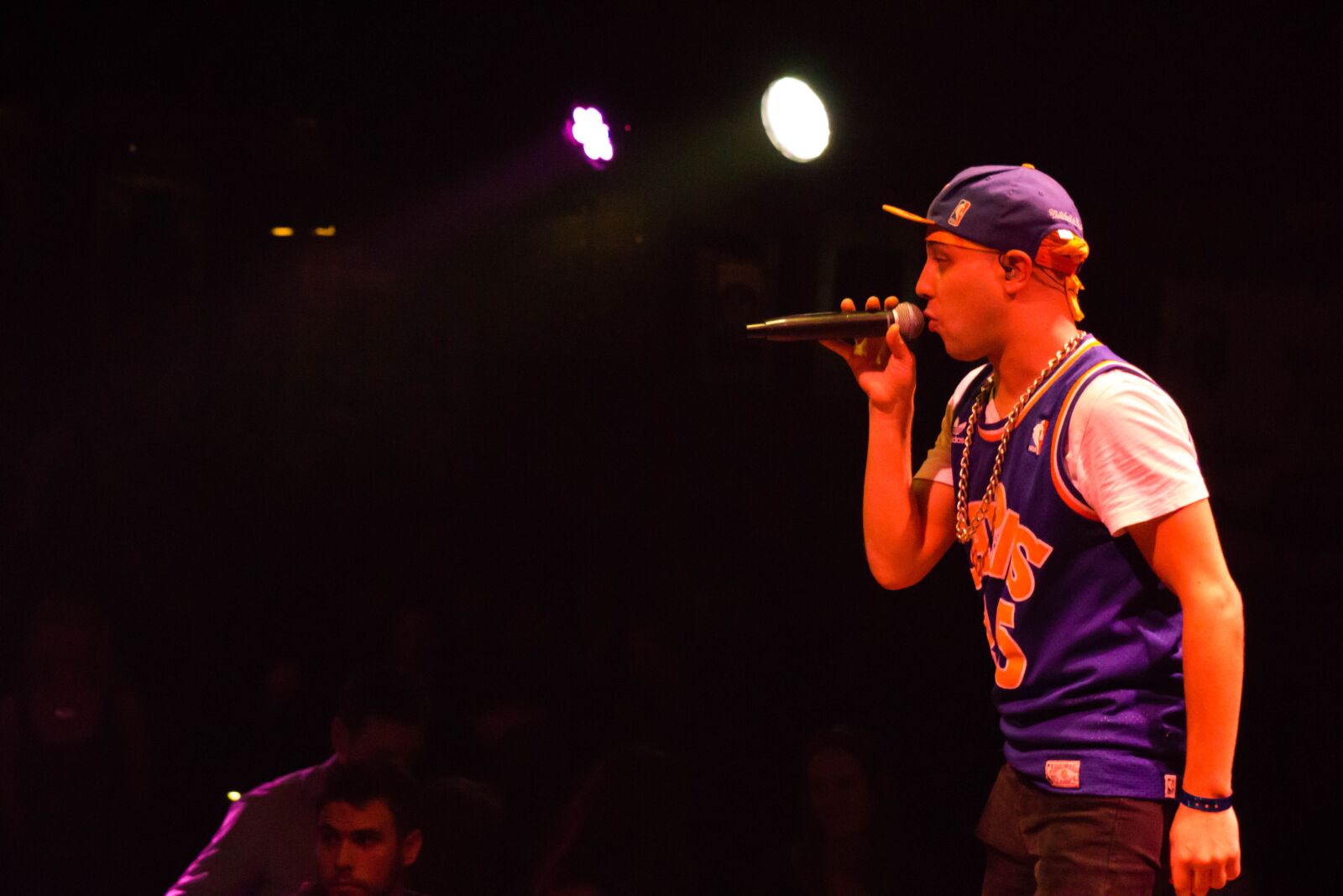 Sony a6000 sample photo. Live music, singer, concert photography