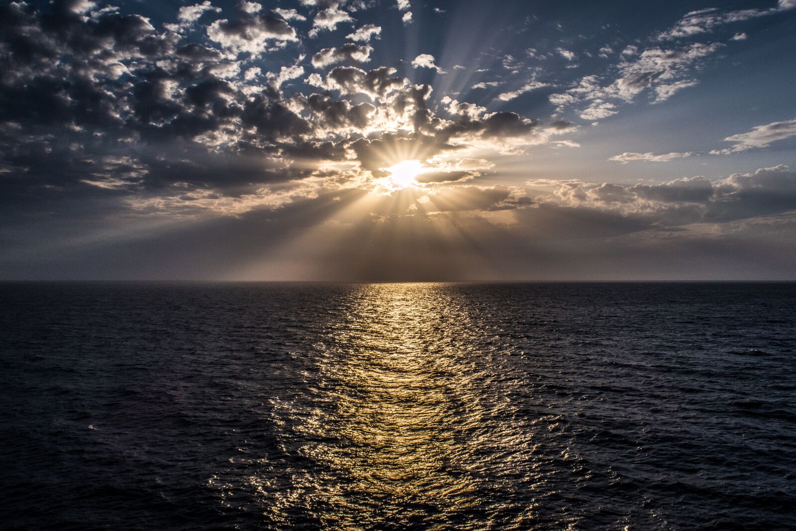 Canon PowerShot G7 X Mark II sample photo. Sunset, sea, clouds photography