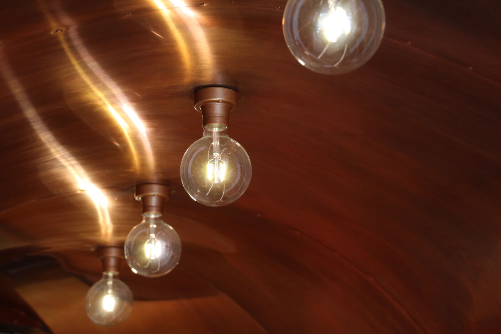 Canon EOS 1200D (EOS Rebel T5 / EOS Kiss X70 / EOS Hi) sample photo. Light bulbs, shining, light photography