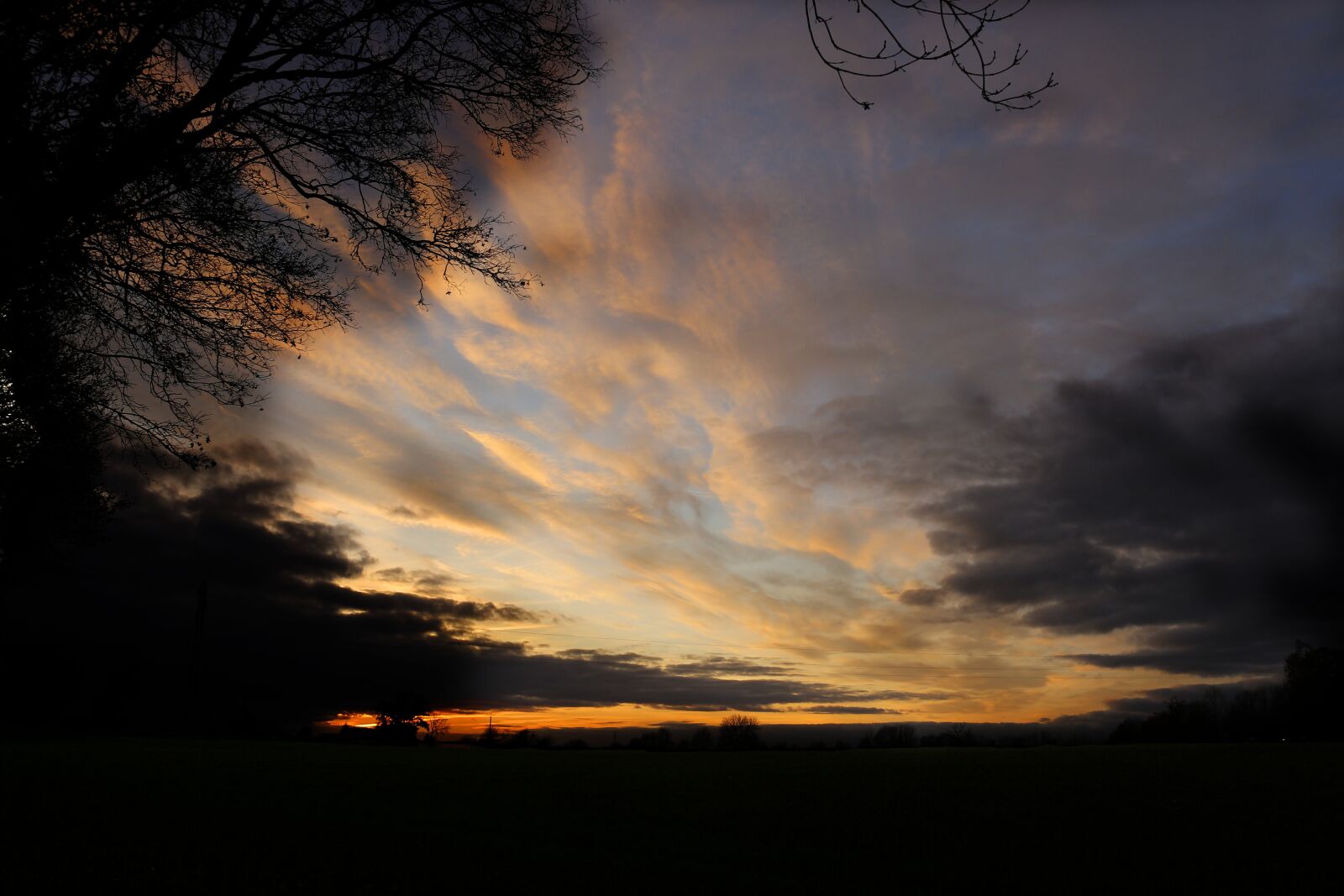 Canon EOS 700D (EOS Rebel T5i / EOS Kiss X7i) sample photo. Sunset, clouds, nature photography