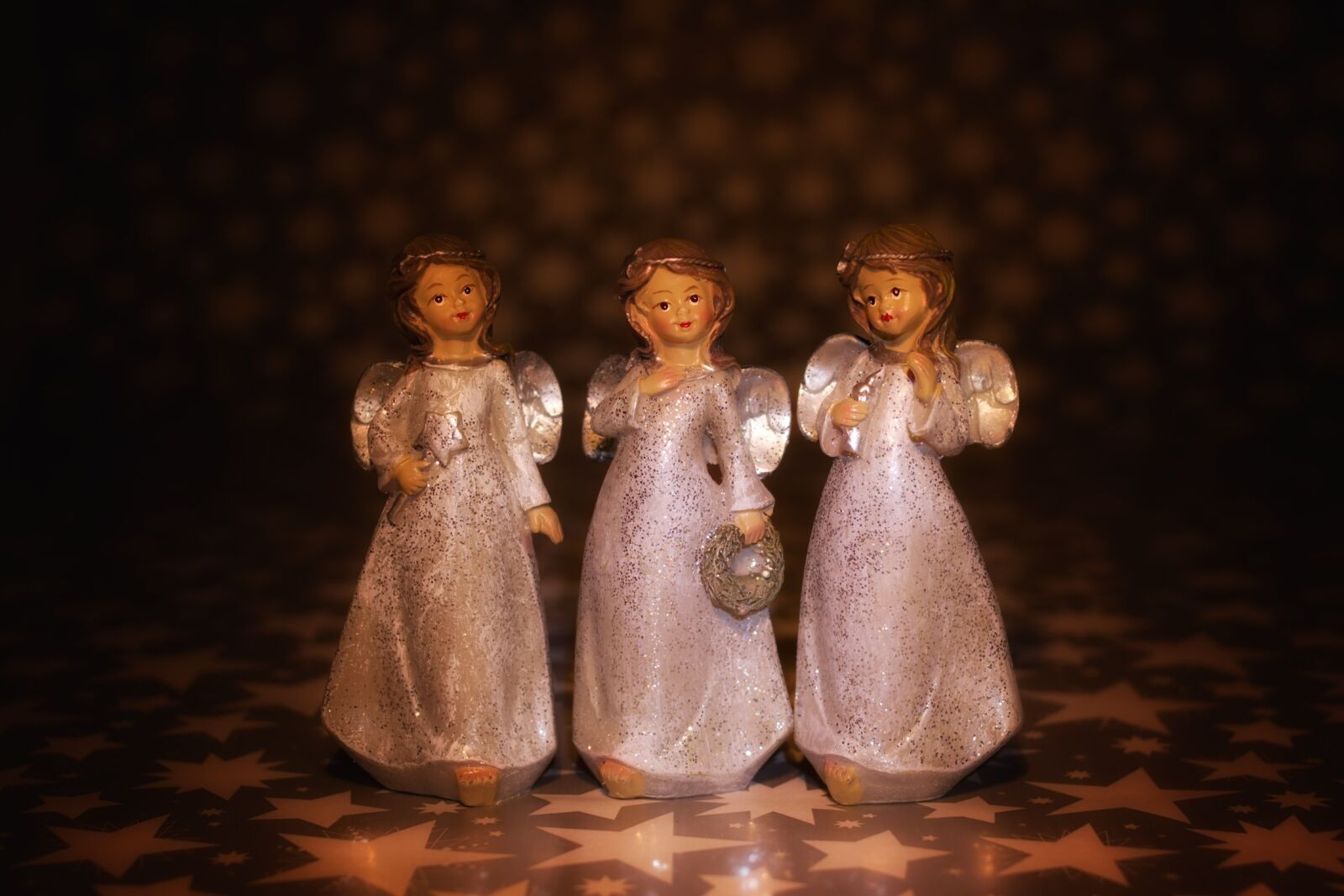 Pentax K-70 sample photo. Christmas, angel, praying angel photography