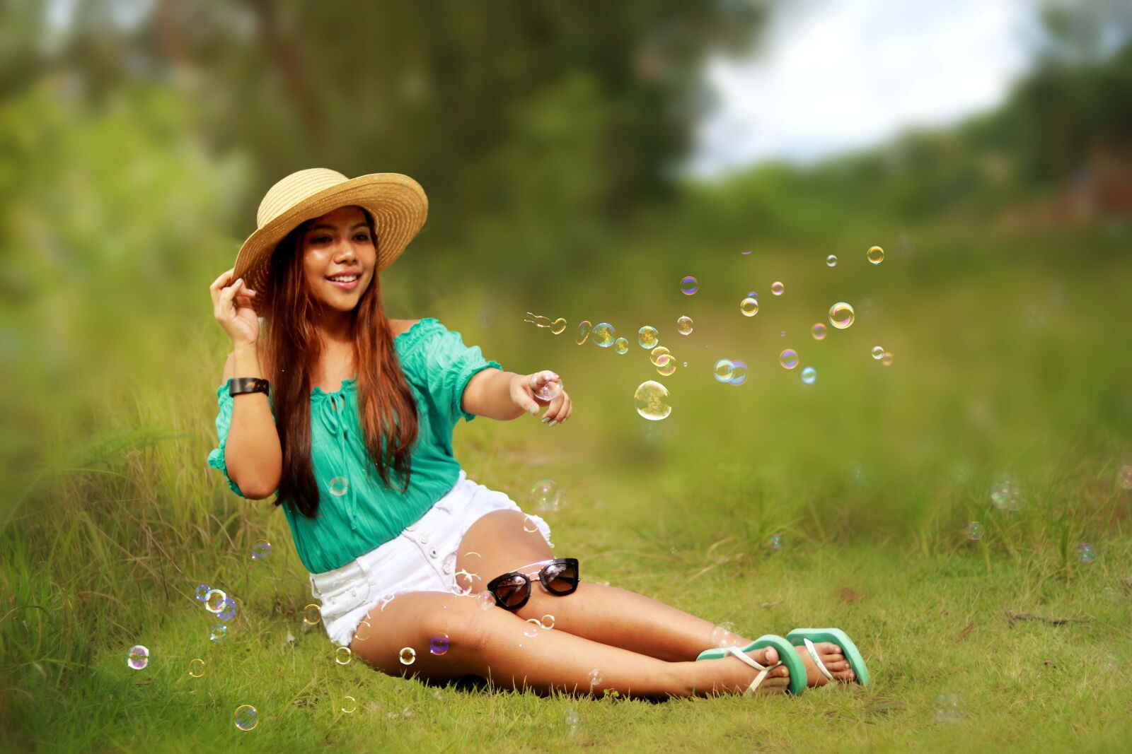 Canon EOS 80D sample photo. Lady, bubbles, green photography
