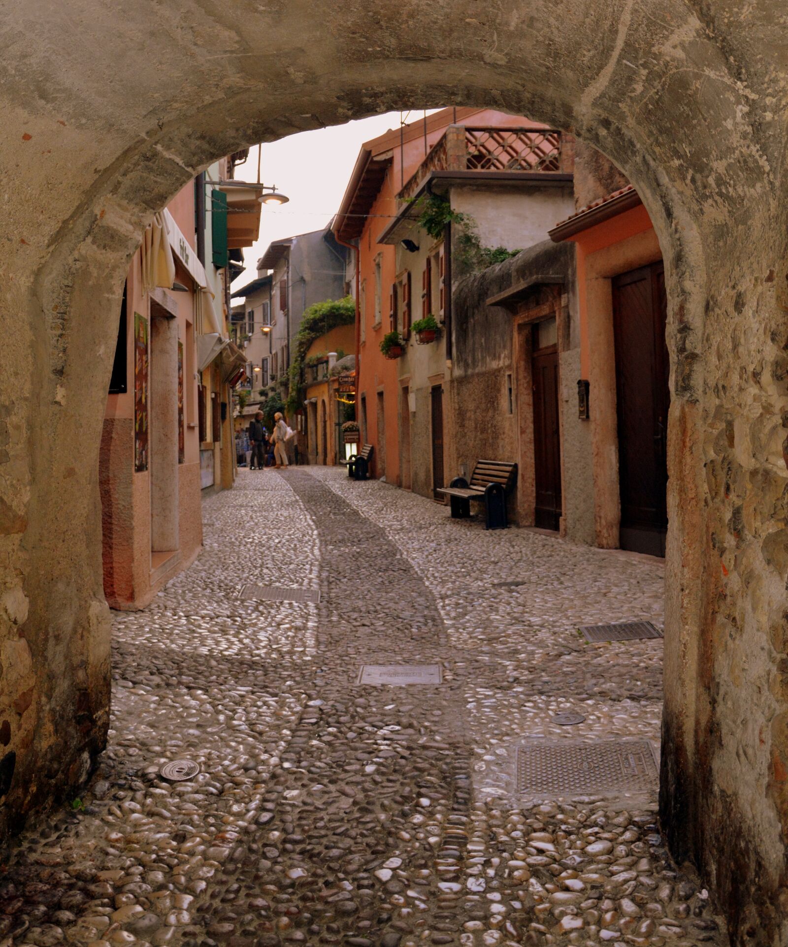 Nikon D7100 sample photo. Tunnel, lane, malcesine photography