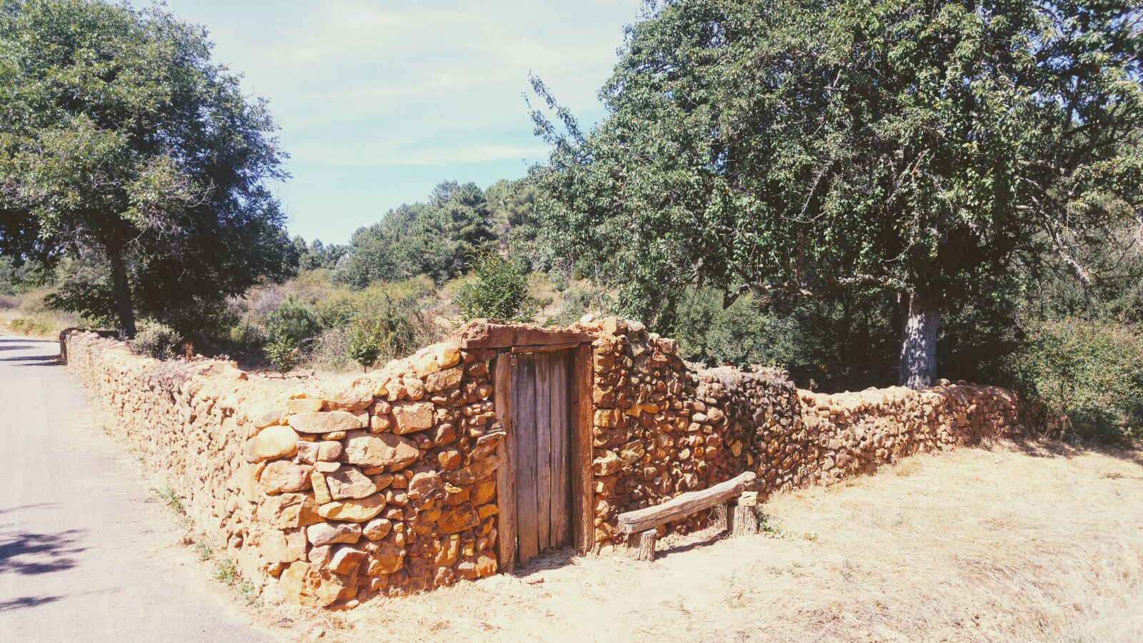 LG G4 sample photo. Spain, leon, maragateria photography