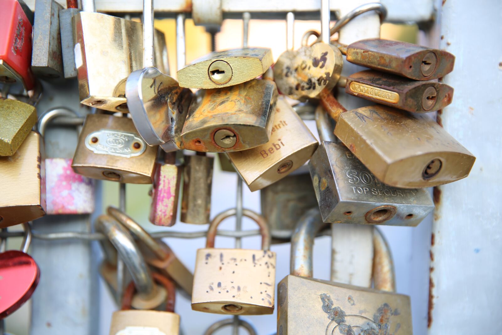 Canon EF 24-70mm F2.8L II USM sample photo. Key bridge, lock, love photography