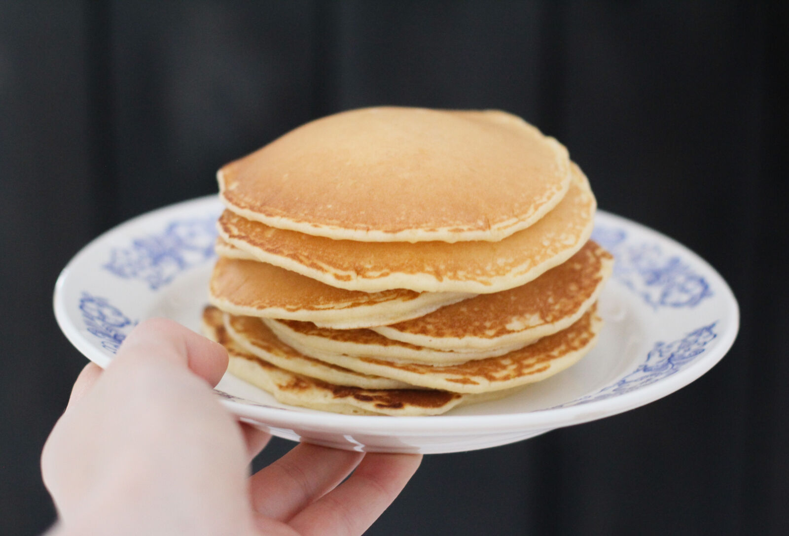 Canon EOS 60D + Canon EF 50mm F1.4 USM sample photo. Blur, breakfast, close, up photography
